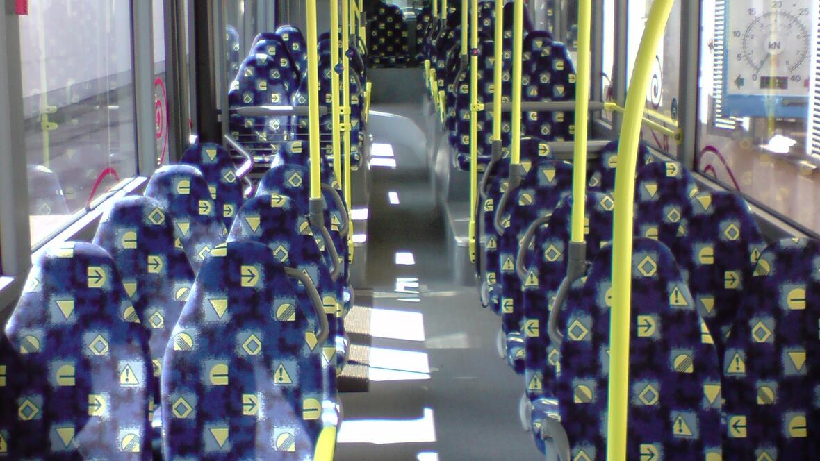 kurzstreckenfahrzeug-mercedes-benz-citaro-15-meter-2